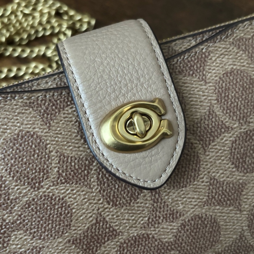 Coach Signature C Wallet on Chain Crossbody in Taupe - Picture 4 of 13